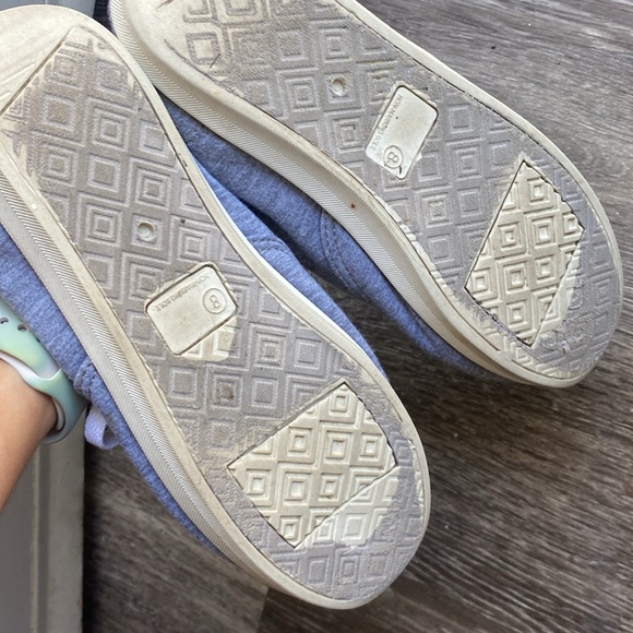 Gray and white flat sneakers shoes - Picture 6 of 17